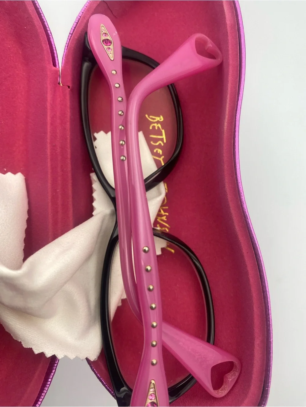 Betsey Johnson Black and Pink Reading Glasses with Pink Metallic Case